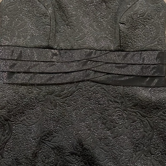 Badgely Mischka Vintage Floral Brocade Black Knee-Length Dress - Picture 7 of 10